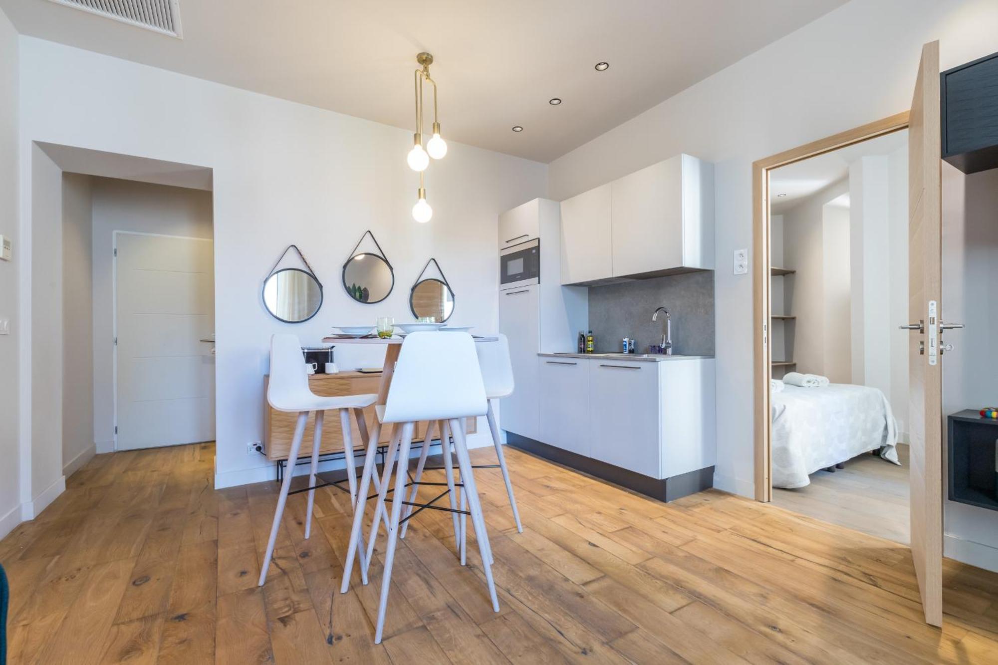Refined & Cozy 1 Bedroom Downtown Appartement
