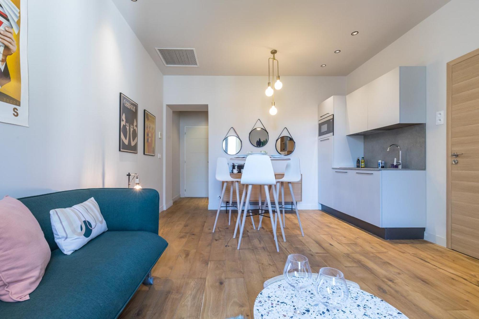 Refined & Cozy 1 Bedroom Downtown Appartement *